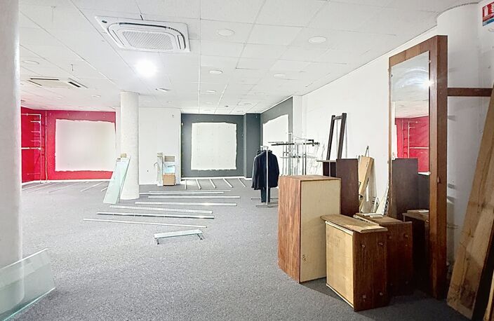 Vente Immeuble 320 m&sup2; — photo 2