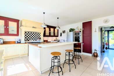 Maison 8 pièces 450262 €