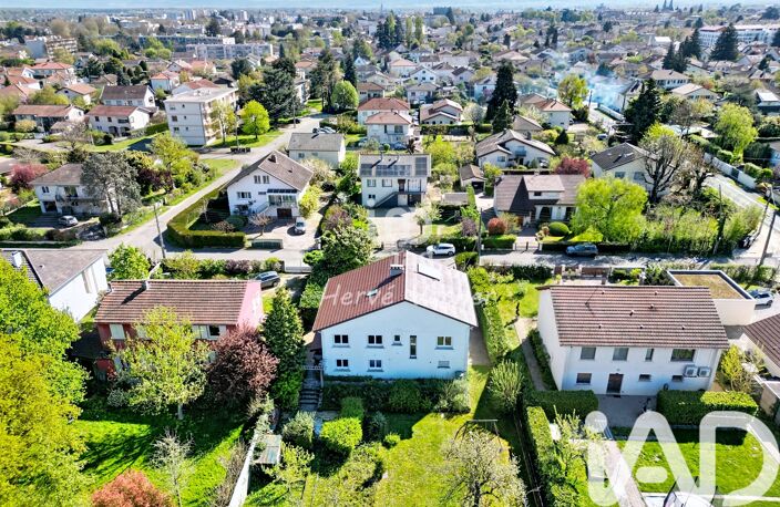 Vente Maison traditionnelle 8 pièces — photo 4