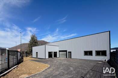 Commerce  750000 €