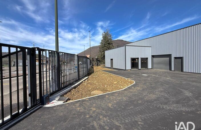 Vente Local d'activités 750 m&sup2; — photo 2
