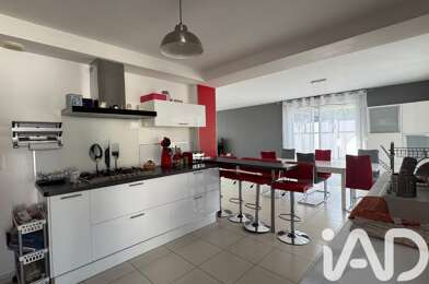Maison 8 pièces 449000 €