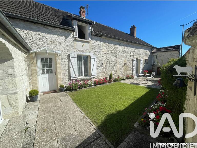 Vente Maison/villa 8 pièces — photo 1