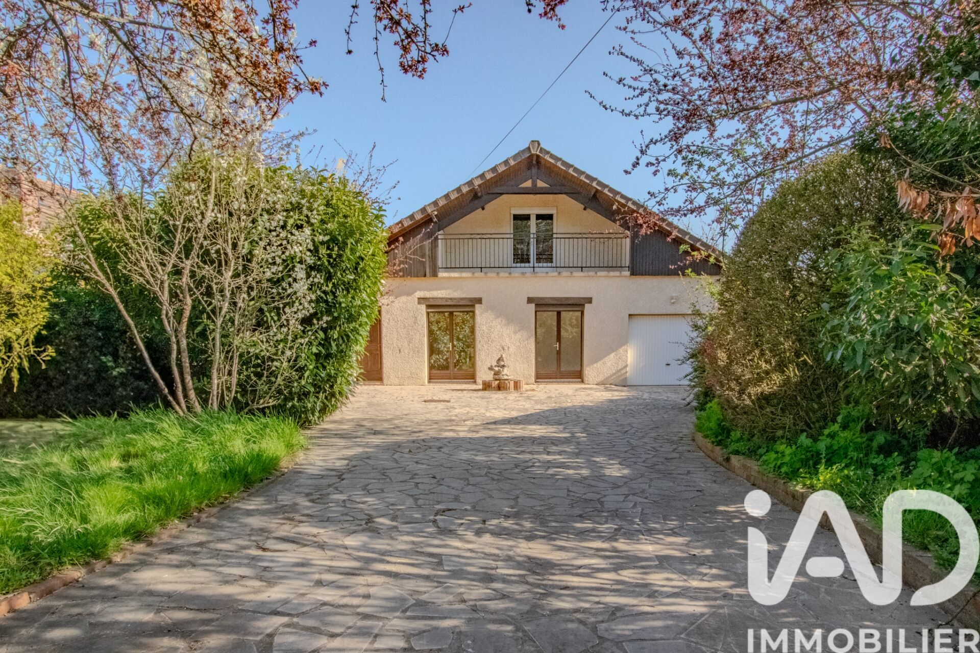Vente Maison/villa 8 pièces - Photo 2