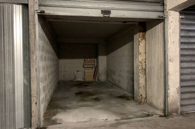 Garage  19800 €