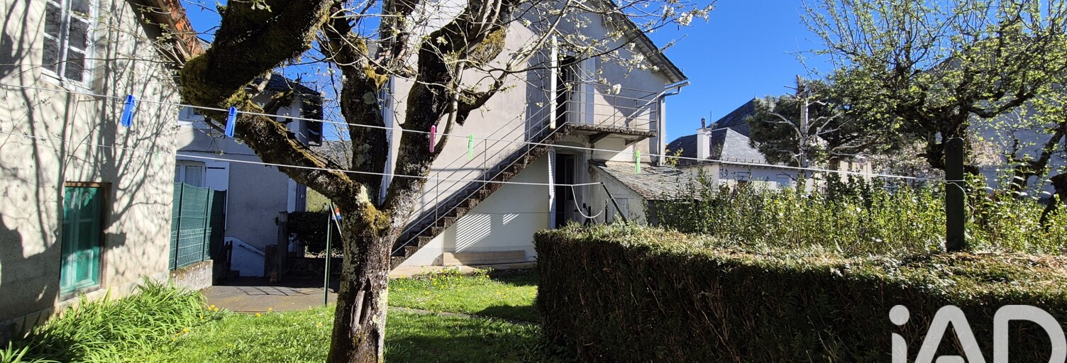Immeuble  80 m² à vendre à Vic-sur-Cère (15800)