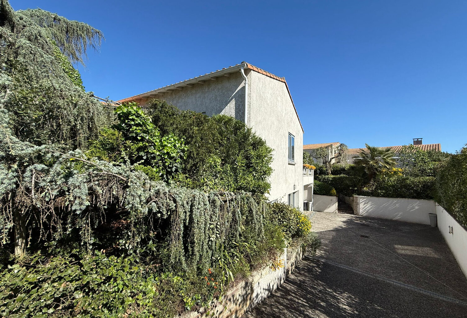 VAUX-SUR-MER — photo 1