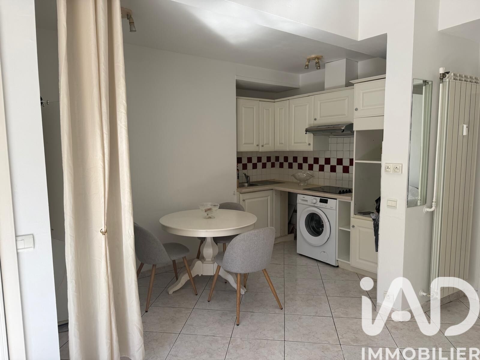 Vente Appartement 2 pièces - Photo 2