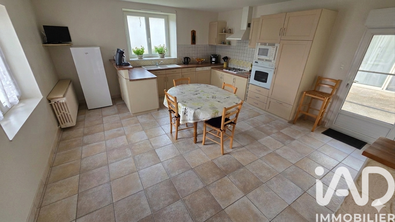 Vente Maison/villa 5 pièces - Photo 3