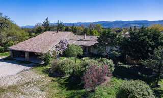Immeuble  359 m² à vendre à Montvendre (26120)