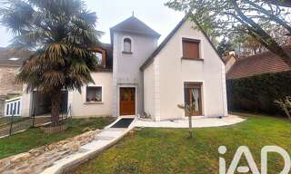 Maison 5 Pièces 180 m² à vendre à Saint-Cyr-sur-Morin (77750)