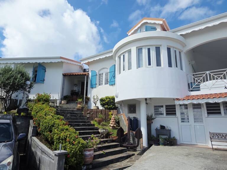 Vente Maison/villa 7 pièces — photo 1