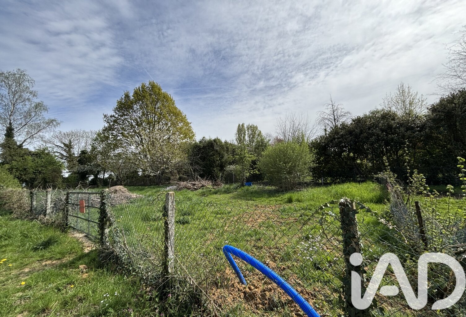 Vente Terrain à bâtir 683 m&sup2; — photo 1