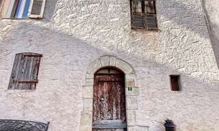 Maison 4 Pièces 100 m² à vendre à Saint-Auban (06850)