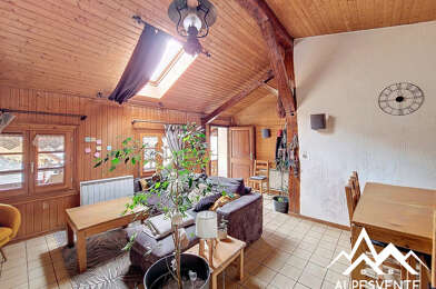 Appartement 6 pièces 240000 €