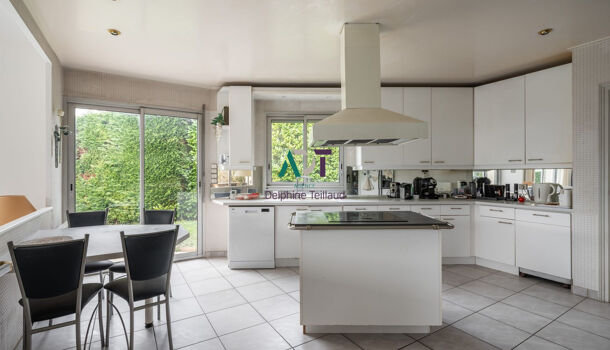 Villa / Maison 6 pièces  à vendre Meylan 38240