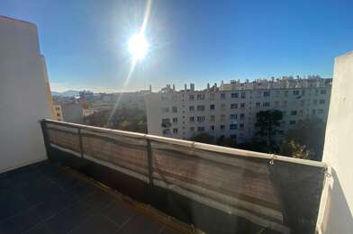 Appartement 3 pièces 900 €