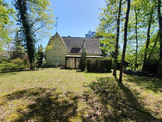 MAISON 213M2 4 CHAMBRES SUR UN TERRAIN 9454M2 — photo du bien