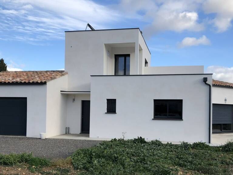 Belle villa sur un généreux terrain piscinable — photo 1