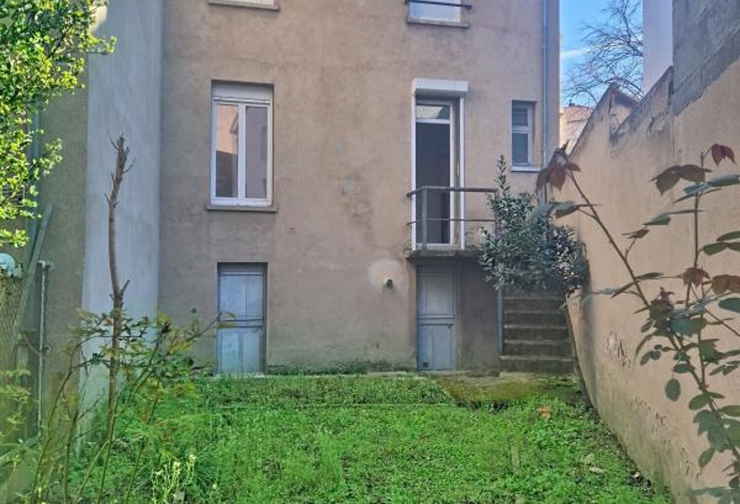 Maison À Vendre Quartier Jeanne d'Arc — photo 1