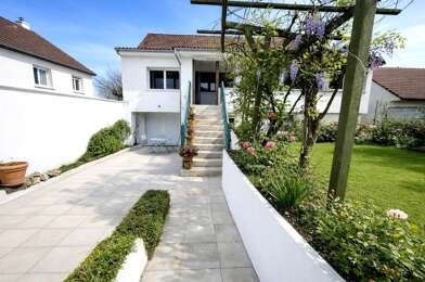 Maison 8 pièces 327600 €