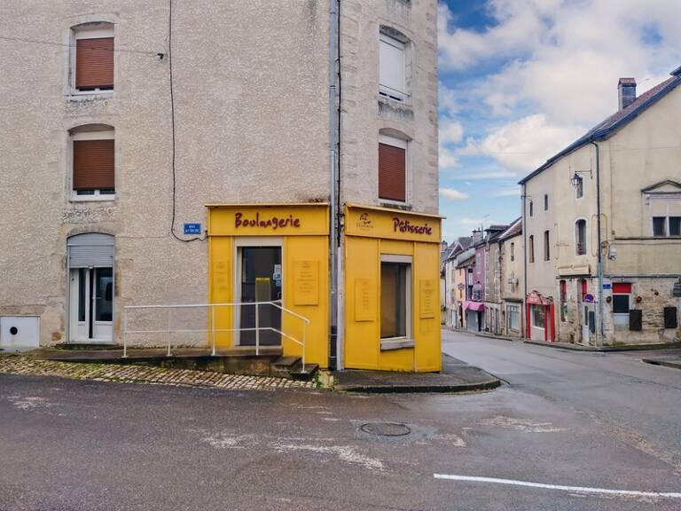 Immeuble à vendre 200 m2 à Champlitte — photo 1