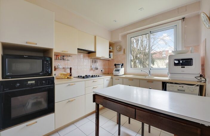 91440 BURES-SUR-YVETTE - 5 PIÈCES - 4 CHAMBRES -  BALCON - LOGGIA - EMPLACEMENT PRIVILÉGIÉ - PROXIMITÉ RER B - COMMERCES - ÉCOLES - RAVALÉE (2020) - PARKING - CAVE — photo 4