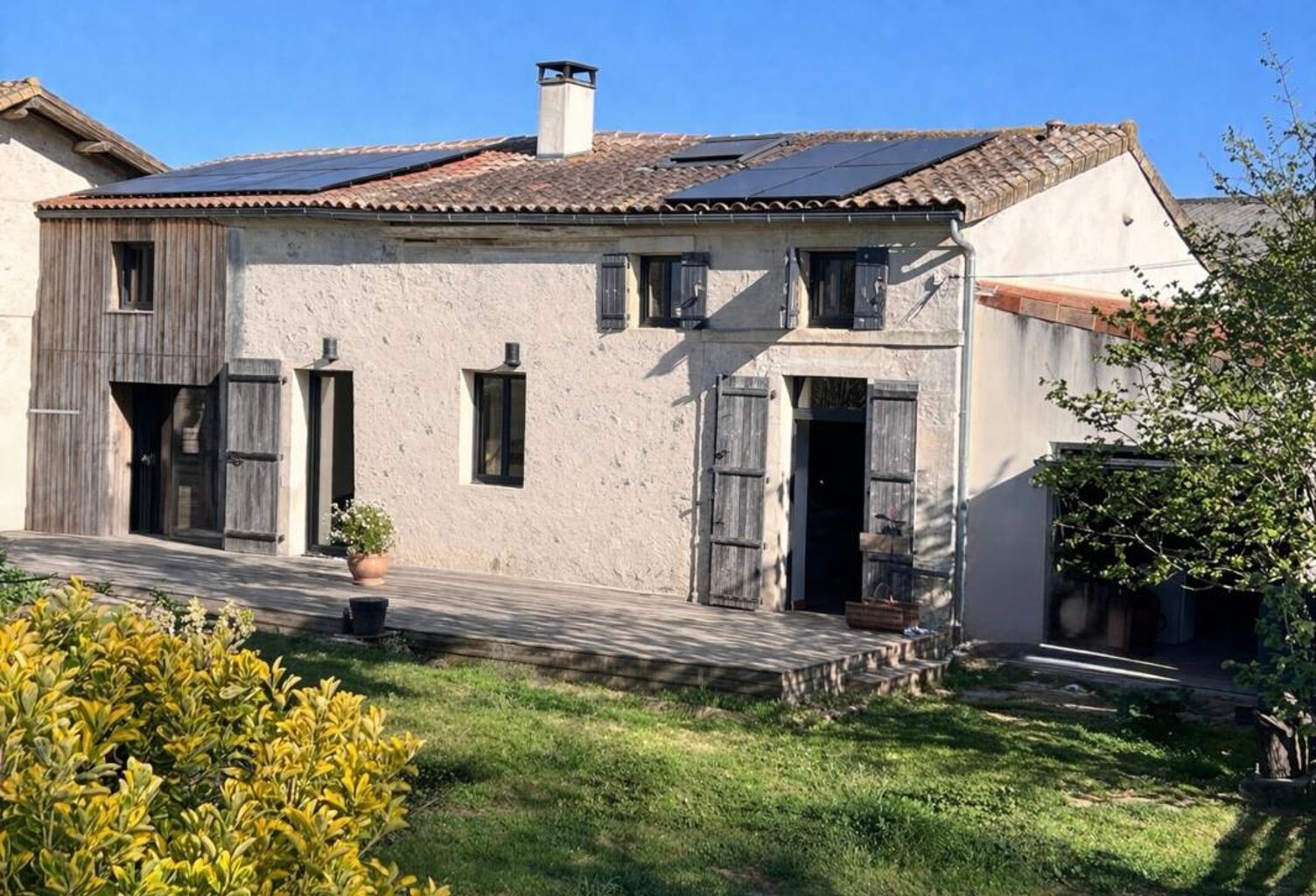 Maison à vendre 7 pièces LE SEURE (17) — photo 1