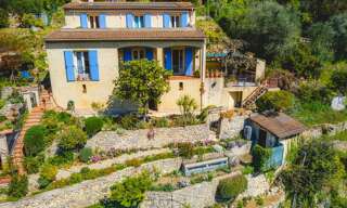 Maison 5 Pièces 127 m² à vendre à Saint-André-de-la-Roche (06730)