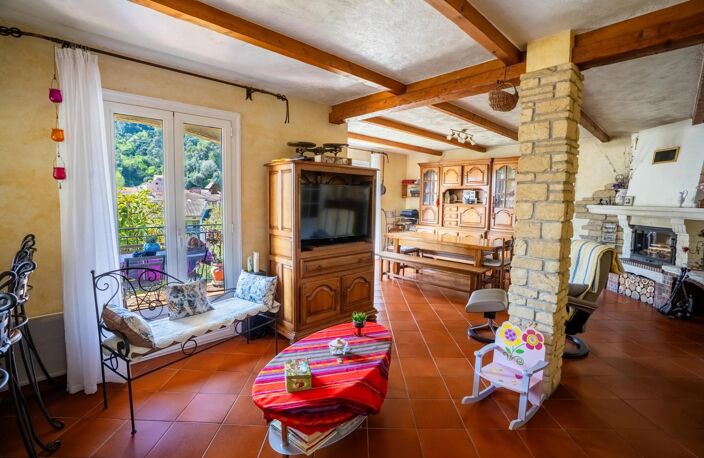 MAISON COUP DE COEUR AVEC JARDIN ET TERRASSE — photo 3