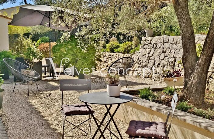 Valbonne charmante  villa de plain pied + dépendance de 2 pièces — photo 5
