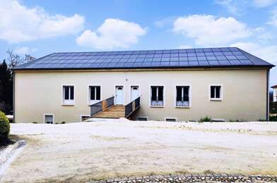 Appartement 4 pièces 736 €