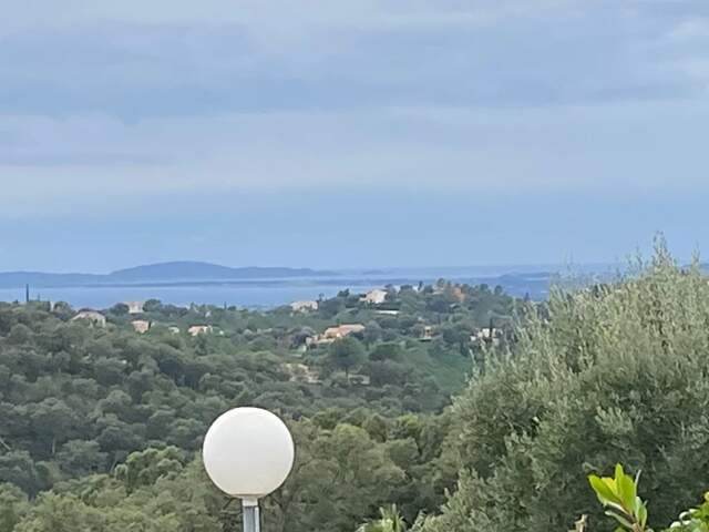 LA LONDE VALCROS VUE MER MAISON  T4 AVEC GARAGE — photo du bien