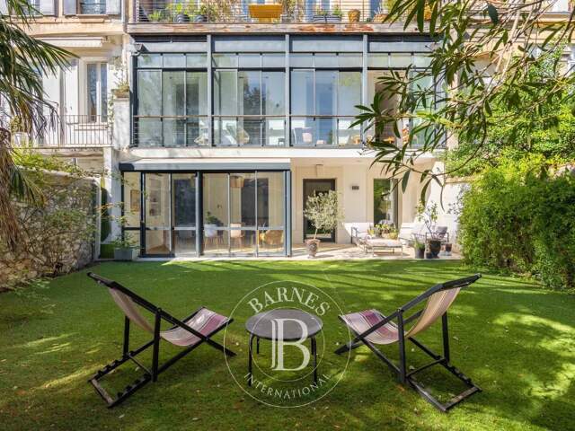 VENTE - MARSEILLE 13008 - LUXUEUX DUPLEX CONTEMPORAIN DE 250M² A — photo du bien