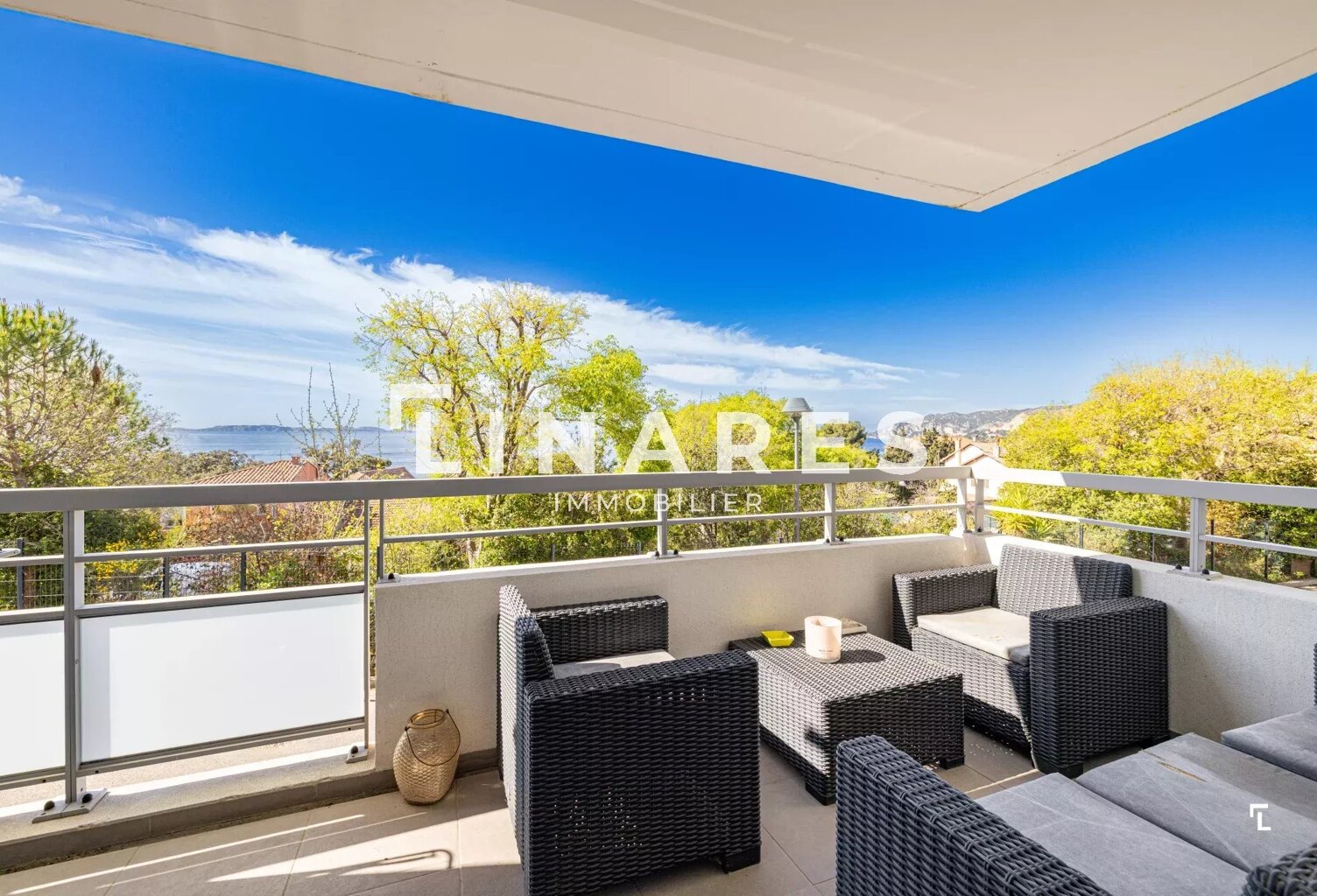 L’AZUR PANORAMA - Appartement T2 de 43 m²  - Terrasse - 13016 L’ — photo 1