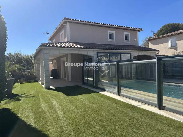 Villa de type T8/9 — photo du bien