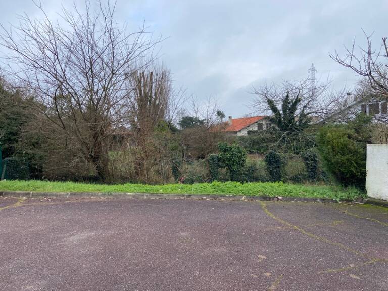 Terrain à bâtir à Eysines (33320) — photo 1