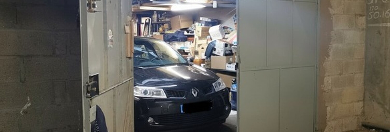 Garage  70 m² à vendre à Dijon (21000)