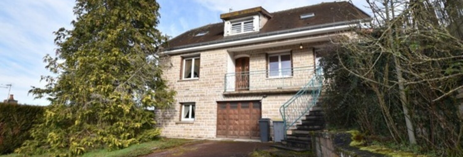 Maison 7 Pièces 139 m² à vendre à Saint-Vallier (71230)