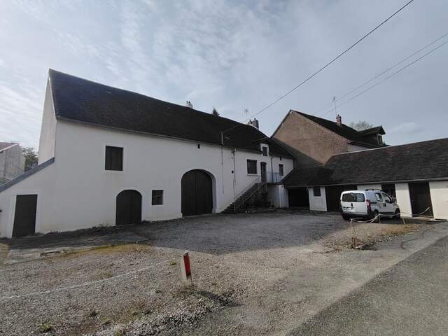 Maison à vendre 4 pièces proche de LONS LE SAUNIER (39) — photo du bien