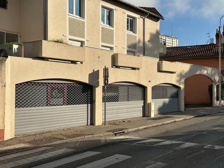 Local/bureau RDC idéal professions libérales à vendre LYON 9EME (69) exclusivité: Local de 86 m² + 45 m² de réserve en sous-sol — photo 1