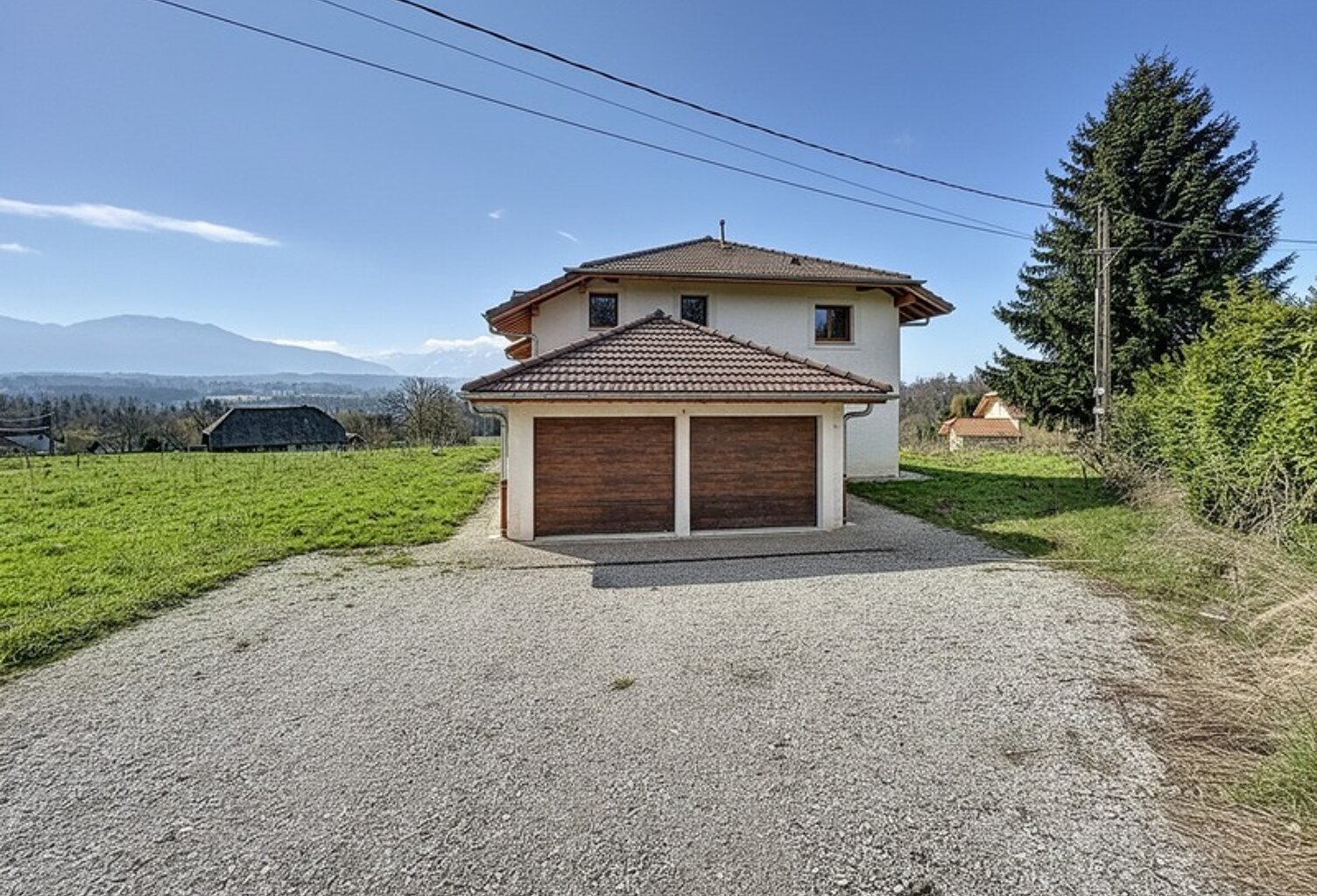 Maison à vendre 5 pièces ETAUX (74) — photo 1