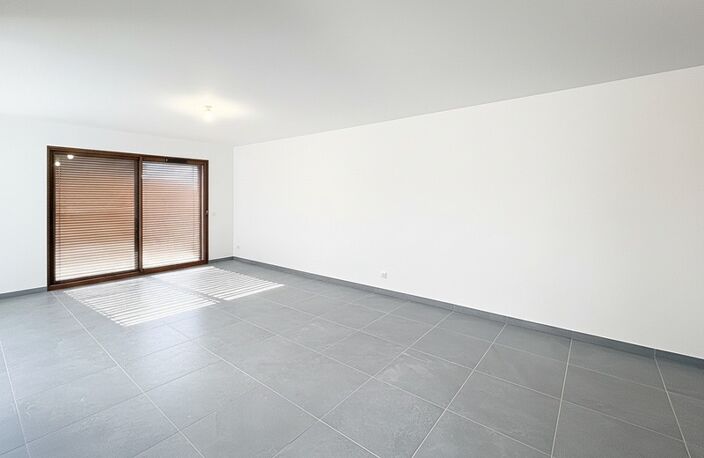 Maison à vendre 5 pièces ETAUX (74) — photo 2