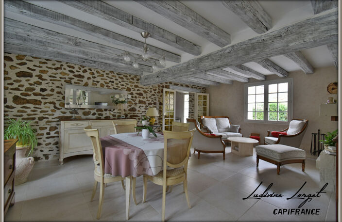 Maison à vendre 6 pièces proche de CHATEAU-THIERRY (02) 154m2 -3 chambres - 1 pièce bureau-  Garage semi couvert - cour 65m2 - Terrasse- — photo 3