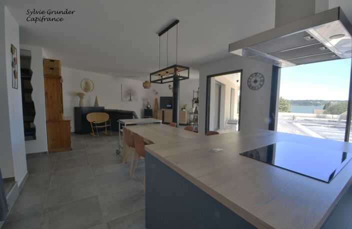 Maison contemporiane 6 pièces Piscine vue étang de l'olivier — photo 5