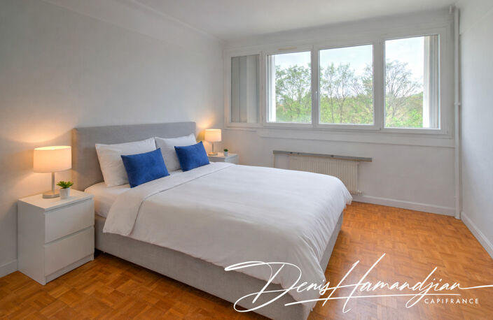 Appartement à vendre 3 pièces - 72 m² - FONTAINES SUR SAONE (69) — photo 4