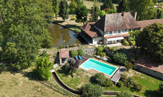 Maison 11 Pièces 346 m² à vendre à La Clayette (71800)