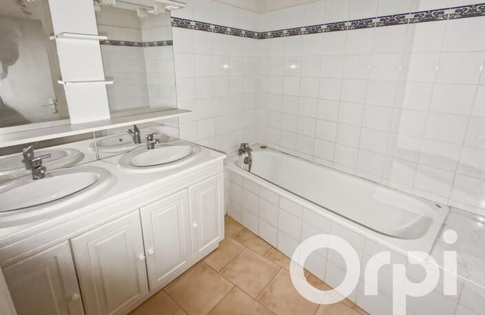 Appartement T3 Beaucaire — photo 4