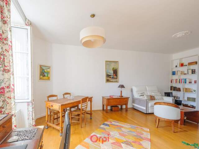 Appartement Type 2 - centre historique La Rochelle — photo du bien