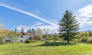 Maison 9 Pièces 240 m² à vendre à Maubec (38300)